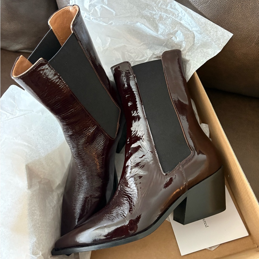 NWT NEW Flattered Sandra Boot in Burgundy LEATHER SHINY INKLE HEEL COWBOY